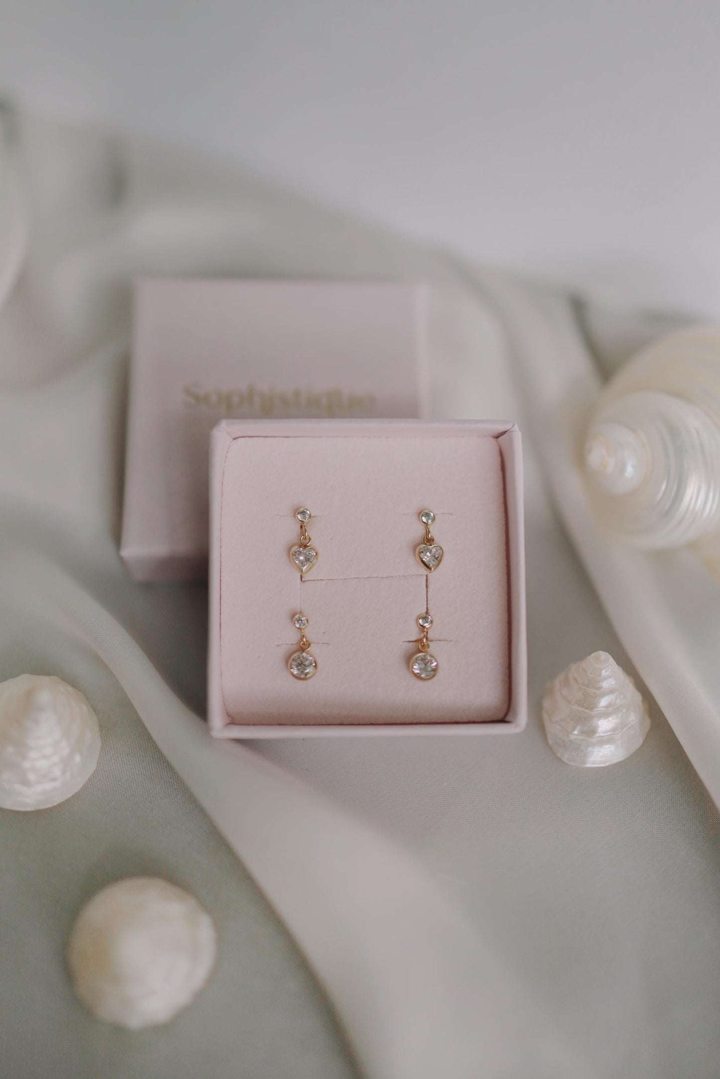 Minimalistische Diamant Hängeohrringe Gold • CZ Ohrringe • 14K Gold Filled • HANGING SPARKLE