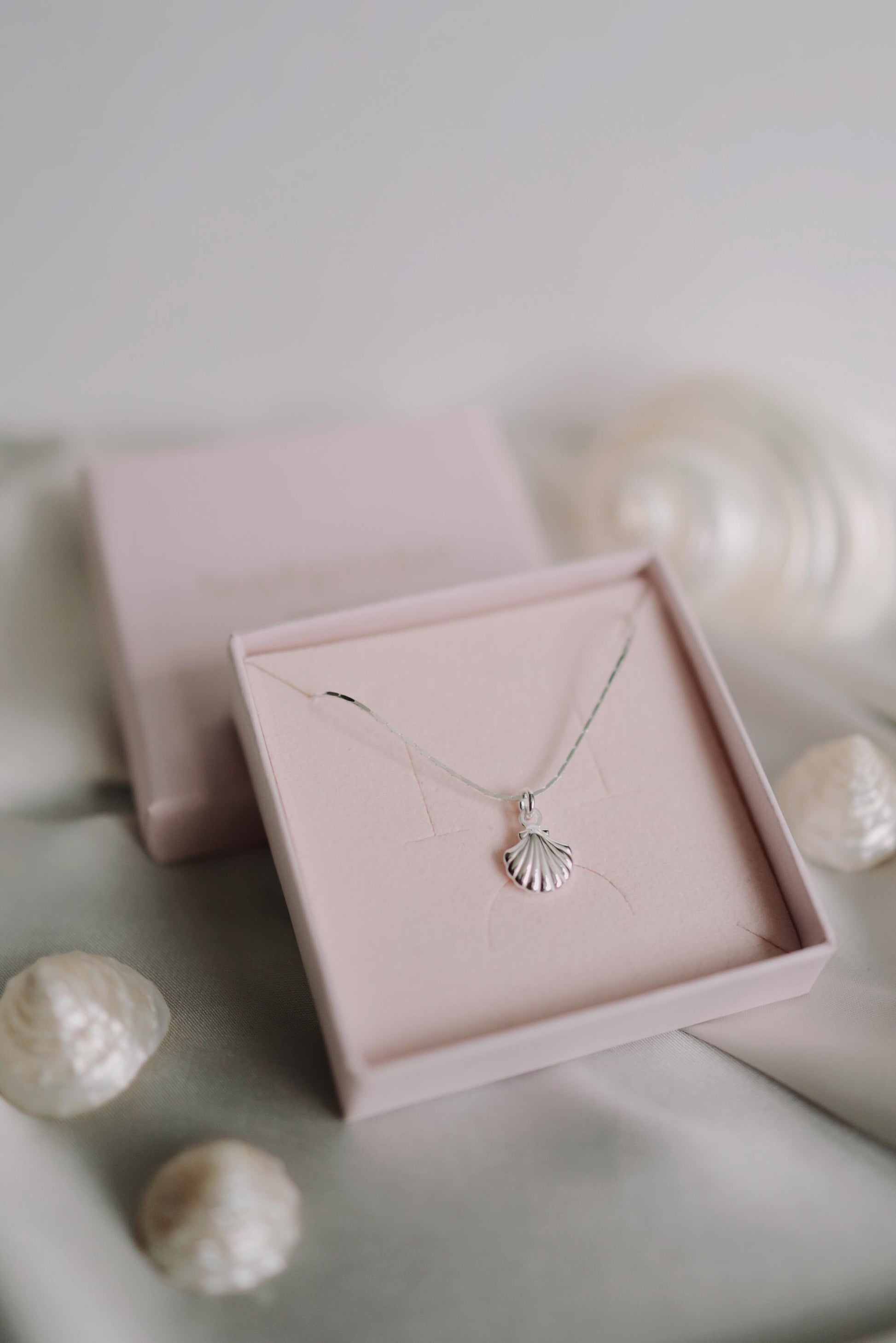 Feine Kette Silber mit Muschel Anhänger • 925 Sterling Silber • MARÉE