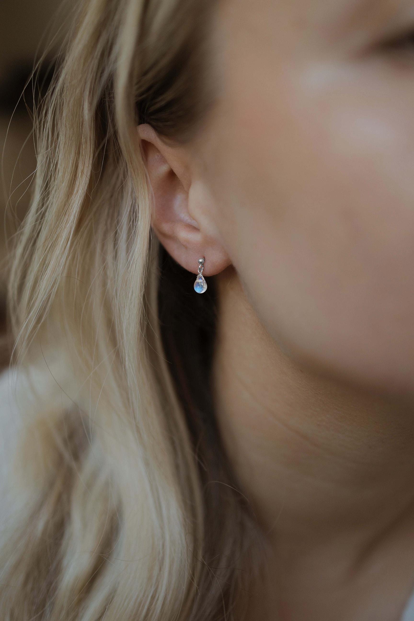 Zierliche Mondstein Ohrringe Silber • 925 Silber • MINI MOONSTONE