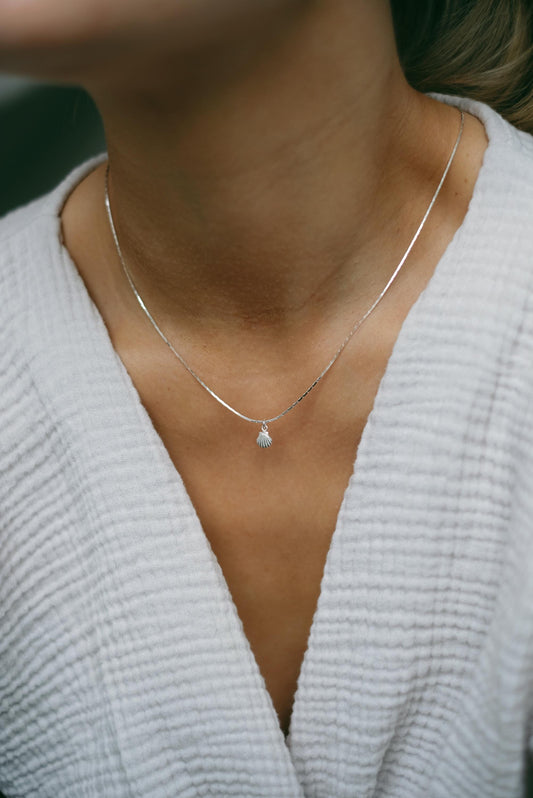 Feine Kette Silber mit Muschel Anhänger • 925 Silber • SHELL