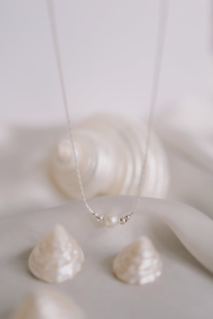 DAINTY ESTELLE • Silver