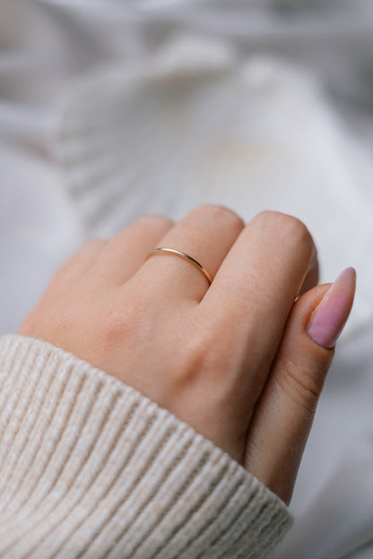 DAINTY Ring