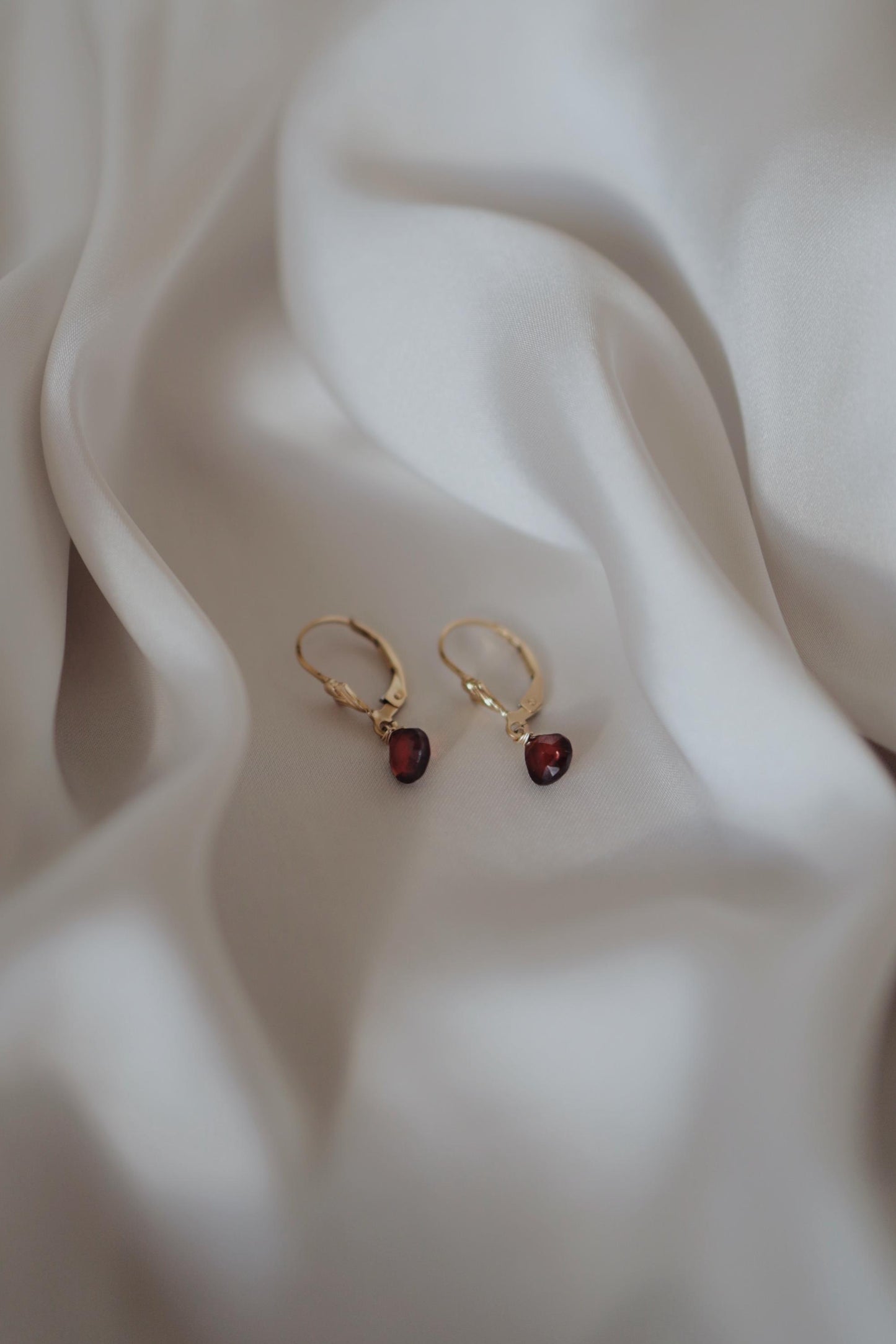 Granat Ohrringe Gold Tropfen Anhänger • 14k Gold Filled • GARNET