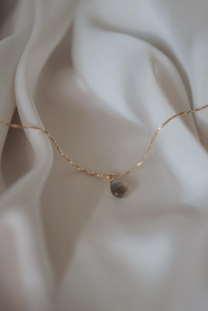 Natürlicher Labradorit Halskette 18k Gold Vermeil • LABRADORITE