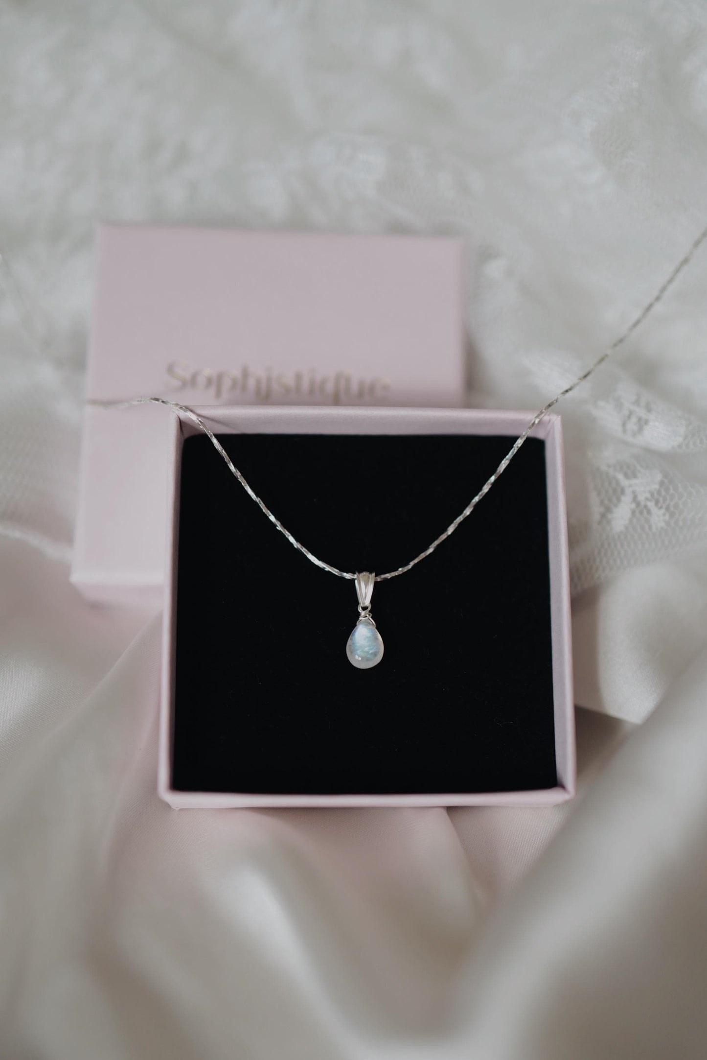 Kette mit Mondstein Anhänger 925 Silber • MOONSTONE