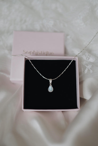 Kette mit Mondstein Anhänger 925 Silber • MOONSTONE