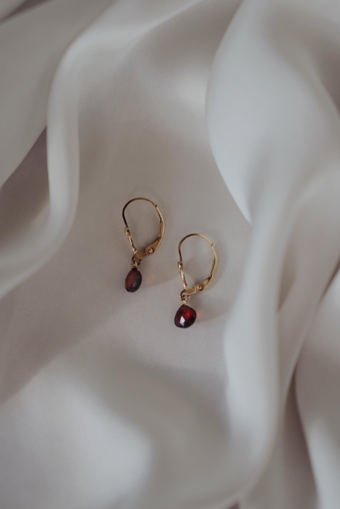 Granat Ohrringe Gold Tropfen Anhänger • 14k Gold Filled • GARNET