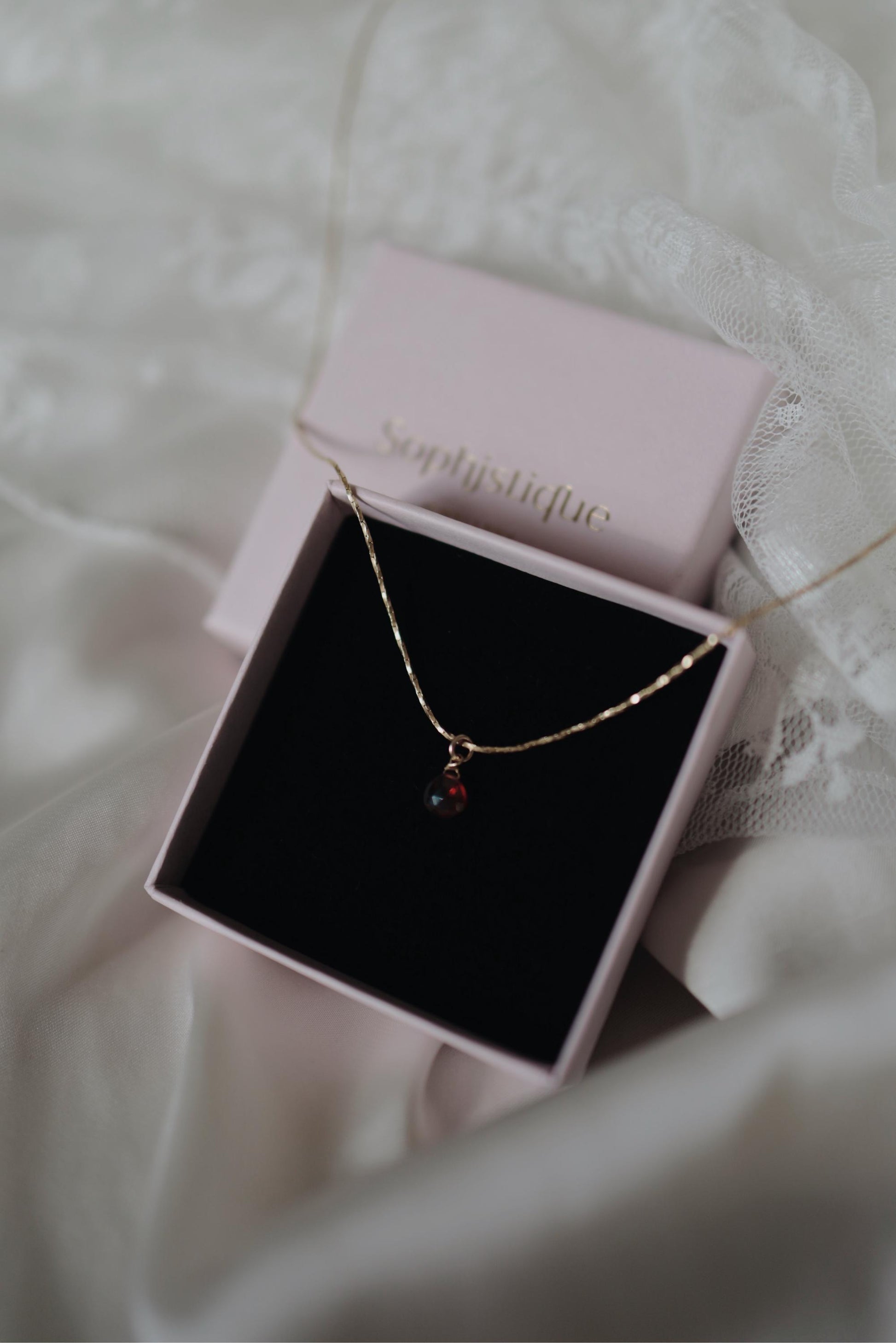 Natürliche Granat Halskette 18k Gold Vermeil • GARNET