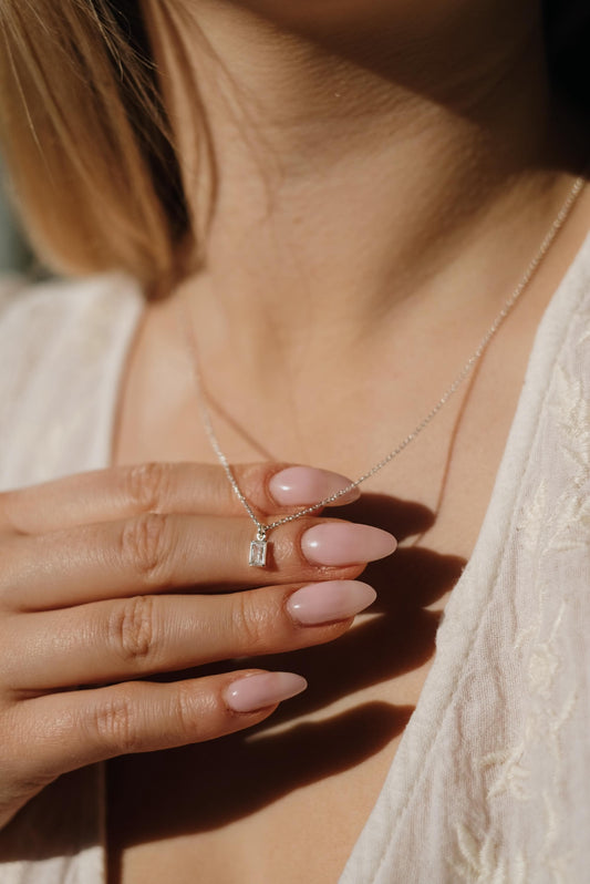 Feine Kette Silber mit Zirkonia Baguette Anhänger • 925 Silber • AUDREY