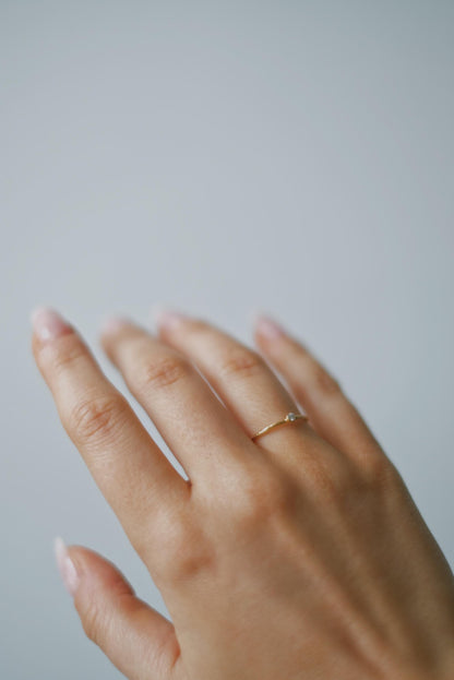Zierlicher CZ Diamant Ring Gold • Cubic Zirkonia • 14k Gold Filled • SHIMMER