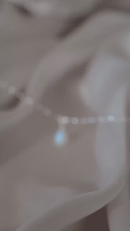 Kette mit Mondstein Anhänger 925 Silber • MOONSTONE