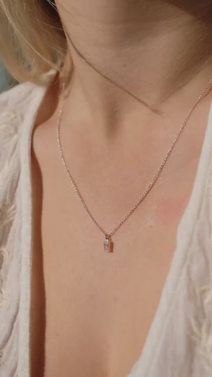 Feine Kette Silber mit Zirkonia Baguette Anhänger • 925 Silber •  AUDREY