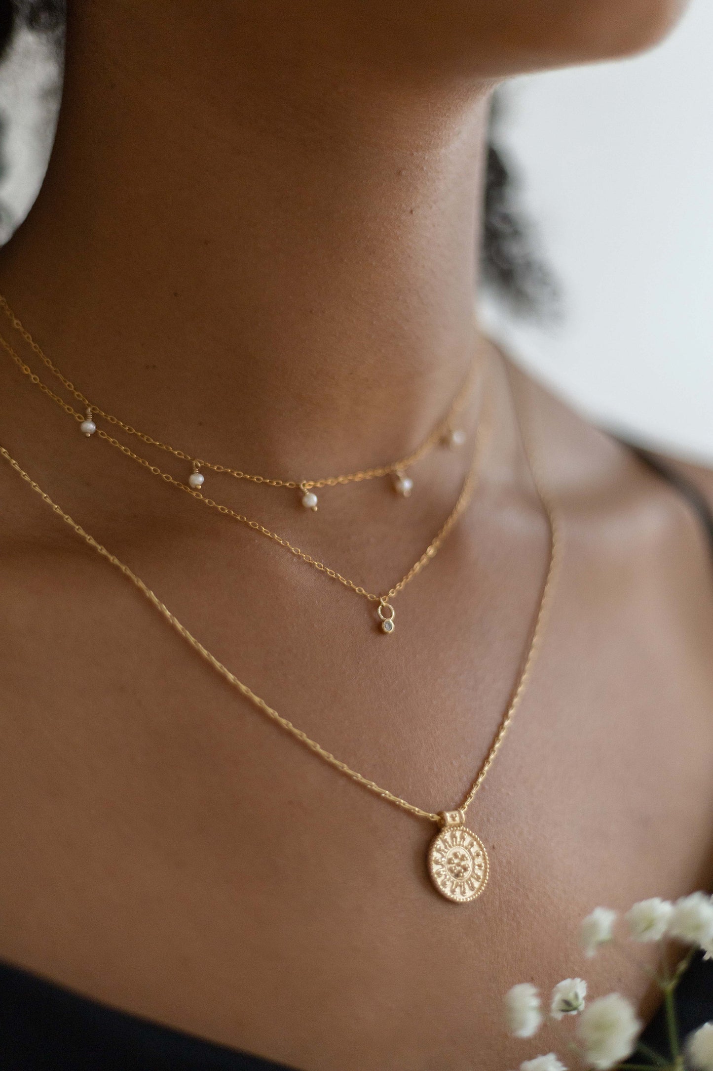 Feine Perlen Halskette 14 Karat Gold Filled • SERENA Perlen Choker • Minimalistisch • elegante Halskette | Geschenk für sie