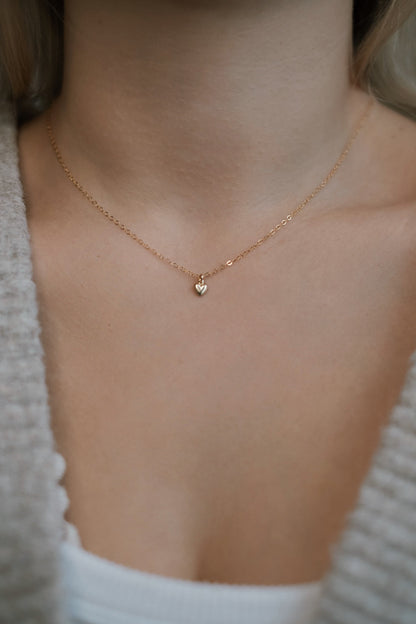 Valentinstag Schmuck Set Kette & Ohrringe Gold mit Herz Anhänger • 14k Gold Filled • AMOUR Set