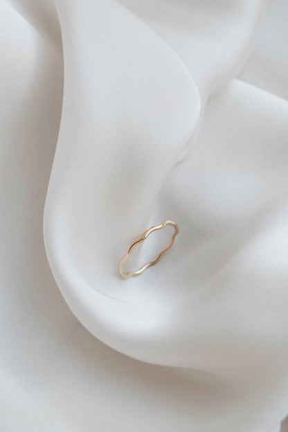 Feiner Wellen Ring Gold • 14k Gold Filled • WAVE